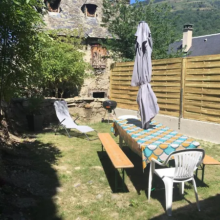 De Montagne Le Lustou * Sailhan